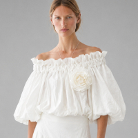 Off–White